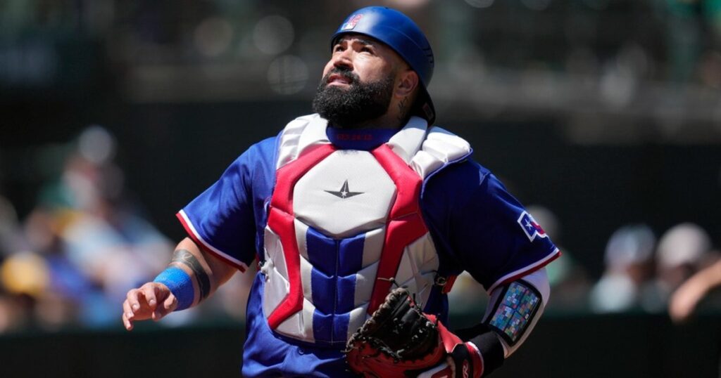 ¡Como el vino! Sandy León recibe nueva oportunidad en Grandes Ligas con este equipo