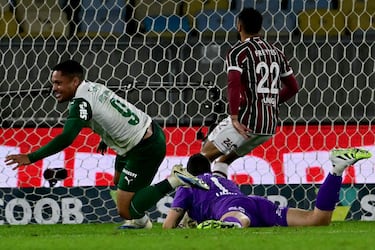 Vitor Roque conquista Maracaná
