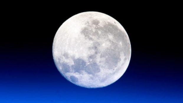 Viajar a la Luna