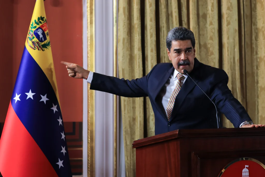 presidente Maduro declara que «nada ni nadie tocará a Venezuela»