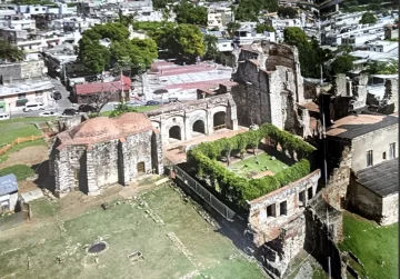 Ruinas de San Francisco. Ruinas de San Francisco.