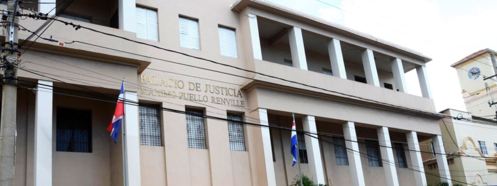 Prisión para dos hombres que asesinaron a una mujer en tienda de celulares de San Cristóbal – Procuraduría General de la República Dominicana