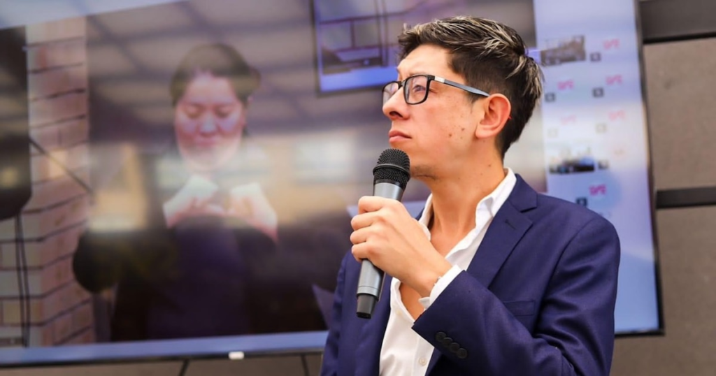MinEducación exige activar nuevo modelo de salud para maestros y advierte contra continuidad del anterior