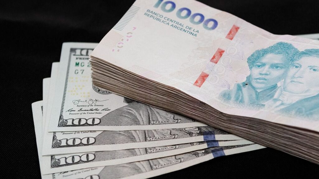 Los bancos se adelantaron y confirmaron el precio del dólar para este viernes 29 de agosto