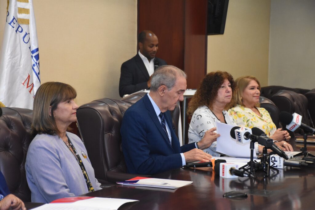 Mescyt, UASD y Unesco promueven la Ciudadanía Digital Dominicana con conferencia magistral