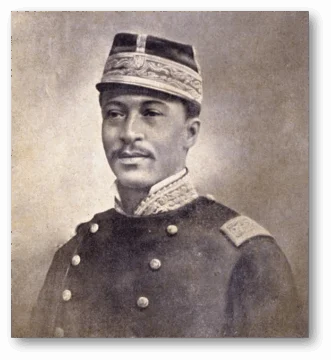 El General Gregorio Luperón ha sido aclamado por el pueblo dominicano como el principal líder de la Guerra de la Restauración al derrotar al General Pedro Santana en la Batalla de Arroyo Bermejo. El General Gregorio Luperón ha sido aclamado por el pueblo dominicano como el principal líder de la Guerra de la Restauración al derrotar al General Pedro Santana en la Batalla de Arroyo Bermejo.