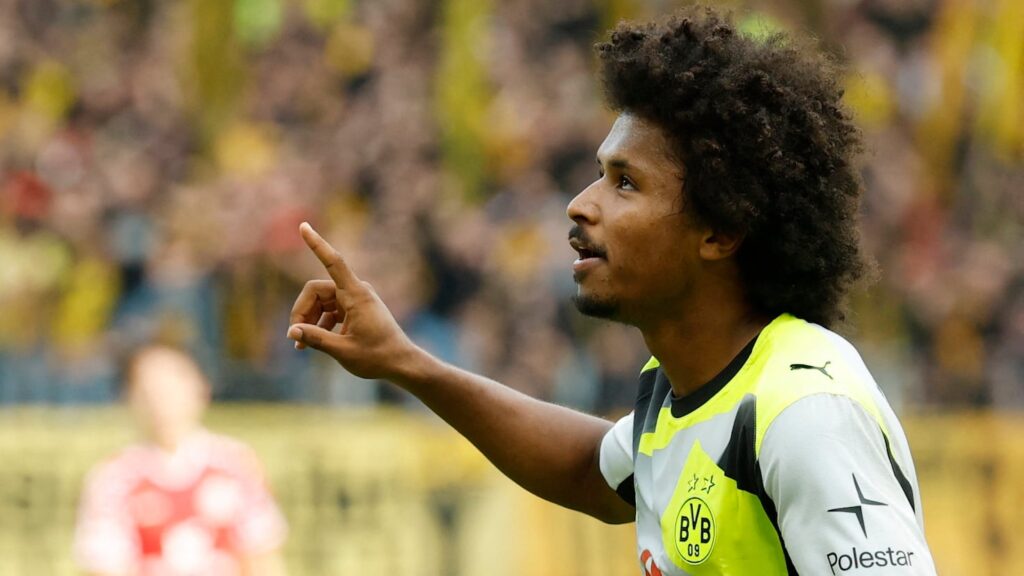 El Dortmund avisa al Athletic y Grimaldo tira del Leverkusen