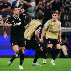 Vlahovic letal, partido loco en Turín 