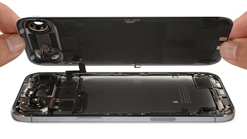 Desmontaje del iPhone Air. (iFixit)