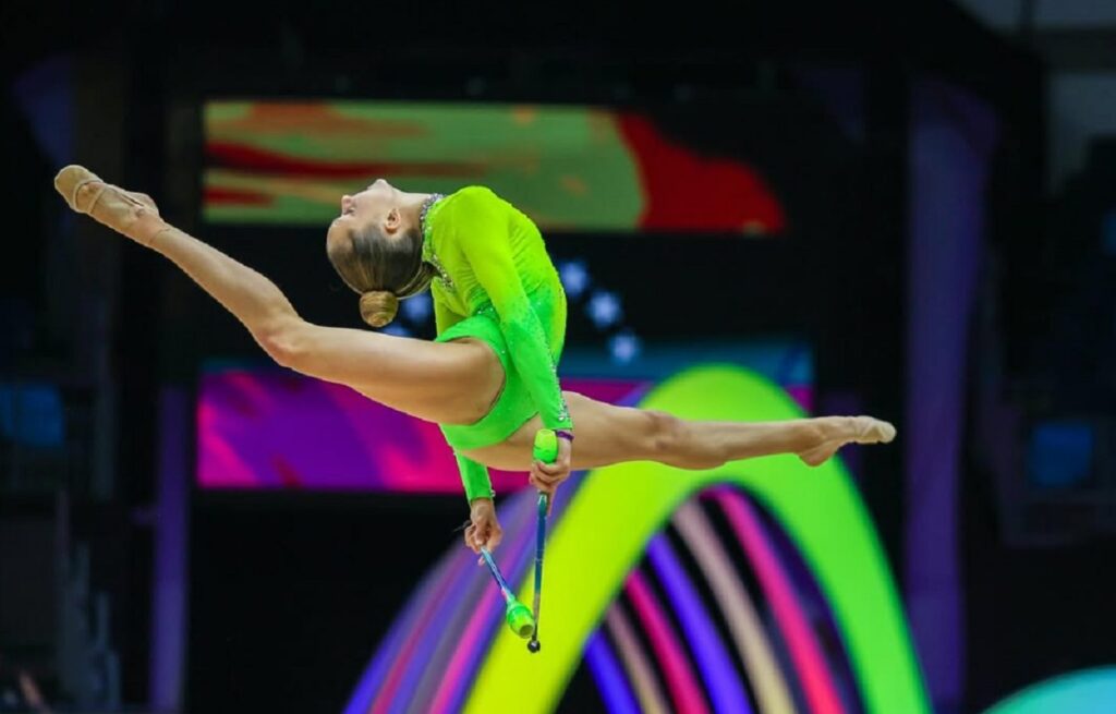 Jimena Domínguez ganó el Suramericano de Gimnasia