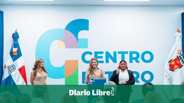 Más de 700 jóvenes graduados en Centro Futuro del DN