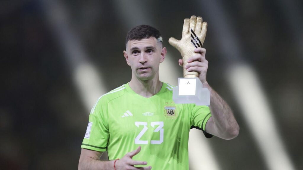 Emiliano Martínez dice no