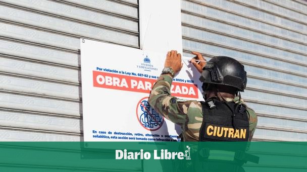 MIVED paraliza plazas y naves en el Gran Santo Domingo