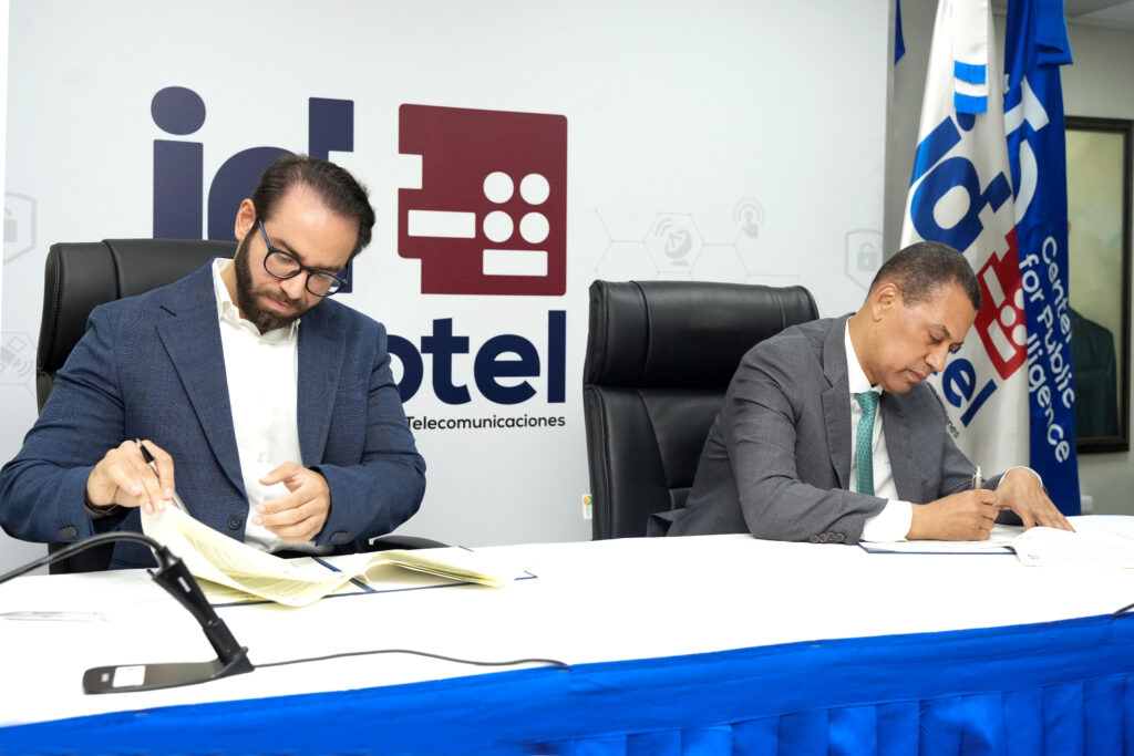 Indotel y el CIP firman acuerdo para impulsar desarrollo del ecosistema de inteligencia artificial en RD y Centroamérica