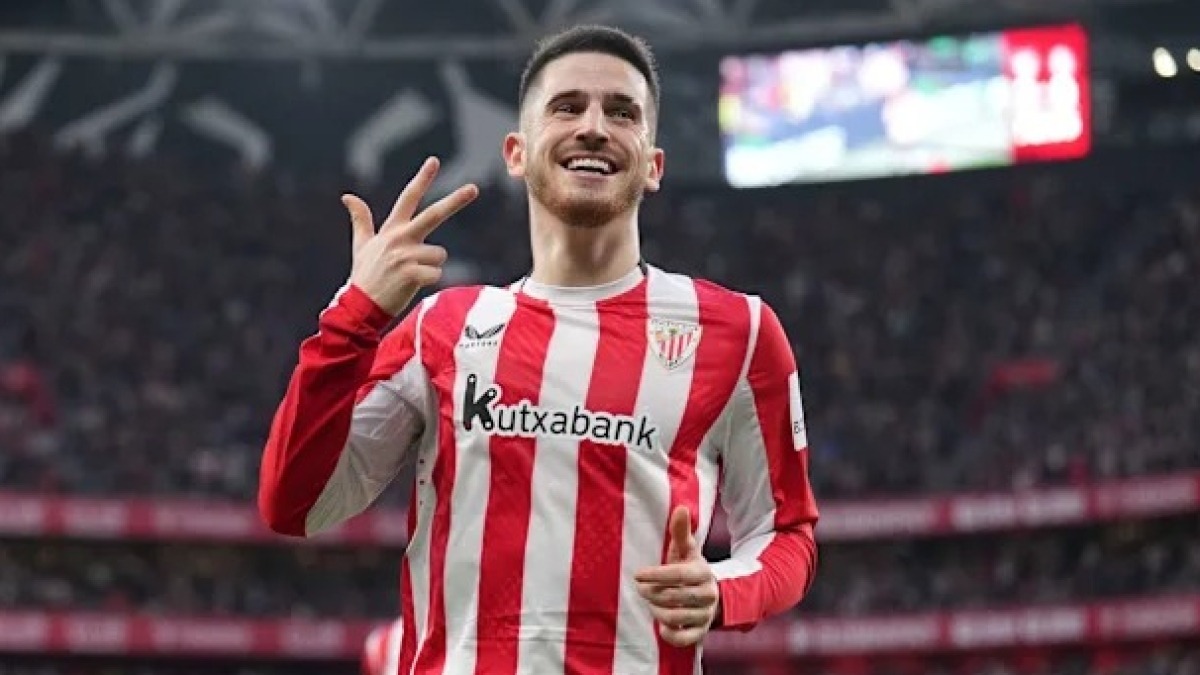 Oferta de 70 millones de la Premier League para fichar a Oihan Sancet