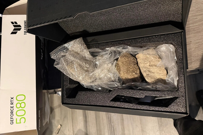 «Recibí piedras en lugar de una RTX 5080». Compró una GPU por 1.000 euros y acabó tirando el dinero a la basura