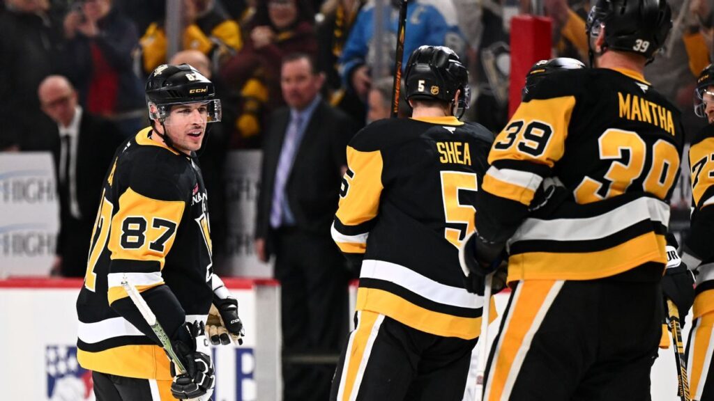 Sidney Crosby passes Mario Lemieux as Penguins’ top scorer