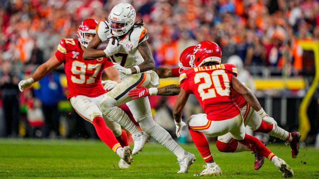 NFL Week 17: Biggest questions, takeaways for every game