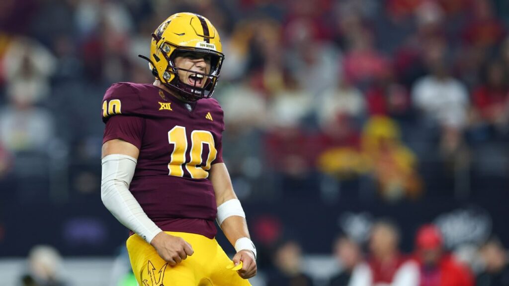 LSU likely to land transfer QB Sam Leavitt, sources say
